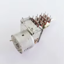Potenciômetro RK16314MG Industrial Thumbnail 5