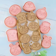 Kit 8 Cortadores de Biscoitos Plástico Rosa Thumbnail 5