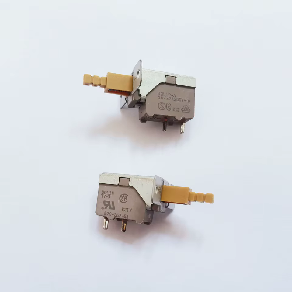 Interruptor de Potência 4A 32A