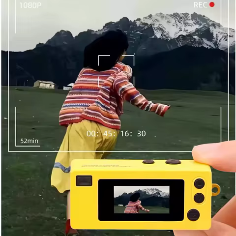 Mini câmera digital de 0,96 polegadas, câmera de chaveiro, design retro, compatível com cartão de memória, gravação de vídeo em 1080p, câmera de vídeo muito pequena com flash.