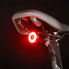 Lanterna Traseira LED Inteligente para Ciclismo Thumbnail 1