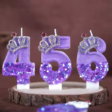 Velas de Aniversário com Números e Coroa Roxa Thumbnail 2