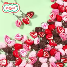 Pingentes de Resina Morango Chocolate Thumbnail 1