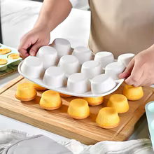 Molde de Silicone para Cupcakes e Bolos - 24 Cavidades Thumbnail 4