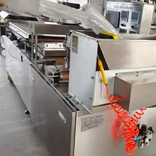 Máquina de Tortilhas Industrial KN350/KN450/KN650 Thumbnail 5