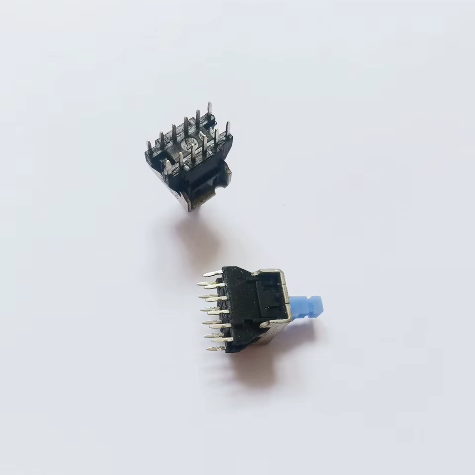 Interruptor Automático Ferro 12Pin
