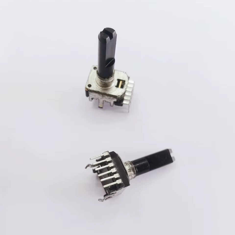 Potenciômetro Vertical Duplo C504DP