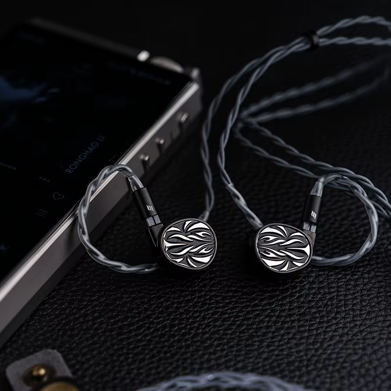 LETSHUOER Ember Fones Planar
