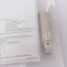 Sensor de Proximidade E2E-X7D112-M1TGJ-T Thumbnail 5