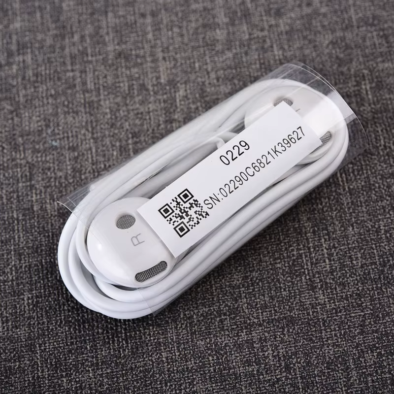 Fone de Ouvido Rockever AM115 com Microfone