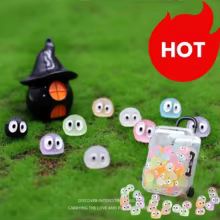 Miniaturas de Elfos Luminosas para Decoração Thumbnail 1