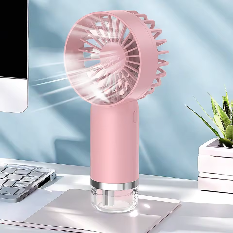 Ventilador Portátil com Spray de Água