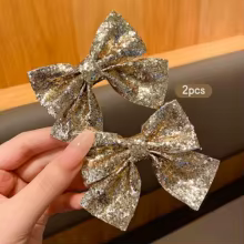 Grampos de Cabelo com Laço Dourado Thumbnail 4
