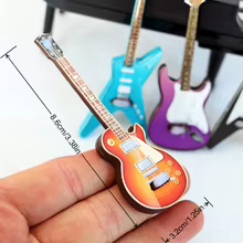 Miniatura Guitarra Casa de Bonecas Thumbnail 5